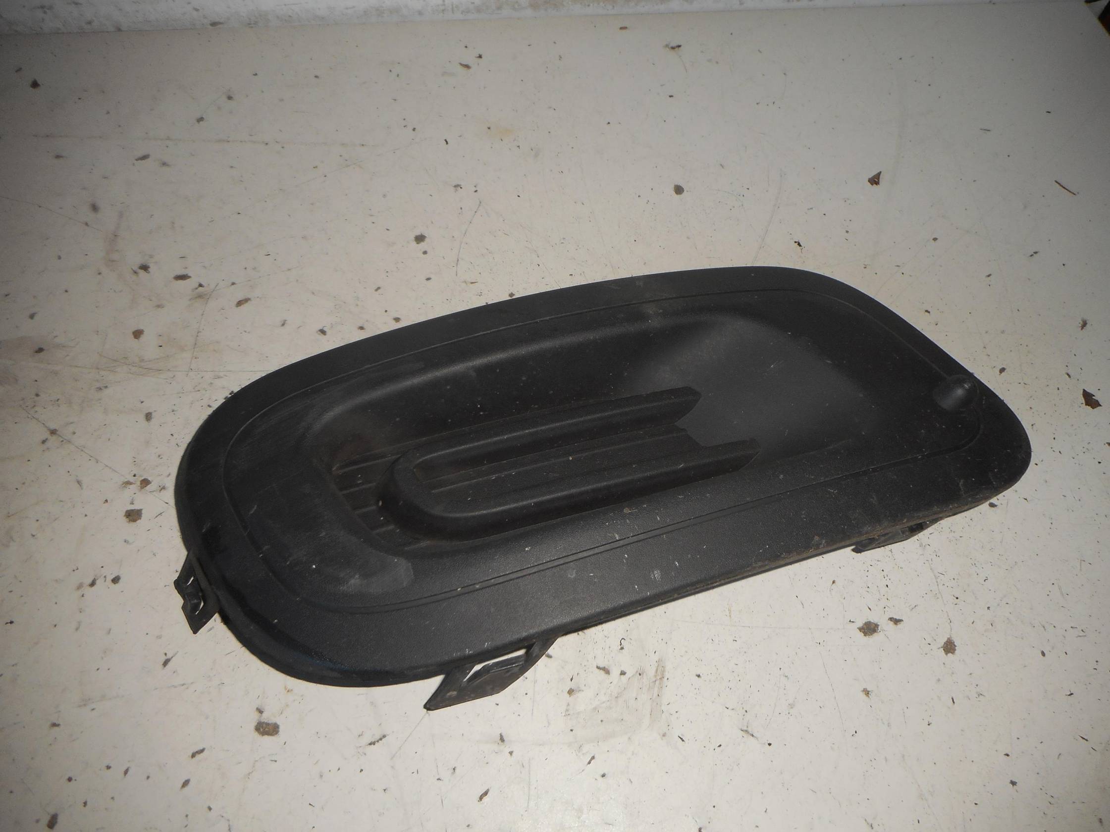 Griglia lat. paraurti ant.